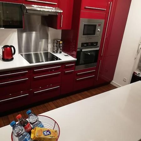 Joli Appartement Avec Jardin Et 2 Parkings Prives Argenteuil Dış mekan fotoğraf