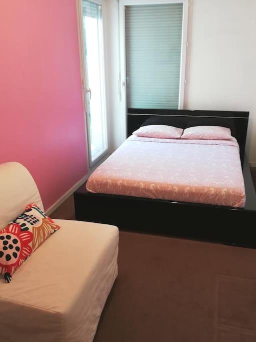 Joli Appartement Avec Jardin Et 2 Parkings Prives Argenteuil Dış mekan fotoğraf
